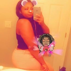 Meet your Posher, Kymberlee